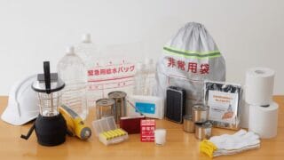 「備蓄7日分」は何のための7日分か—在宅避難・孤立避難・避難所避難で変わる物資の優先順位